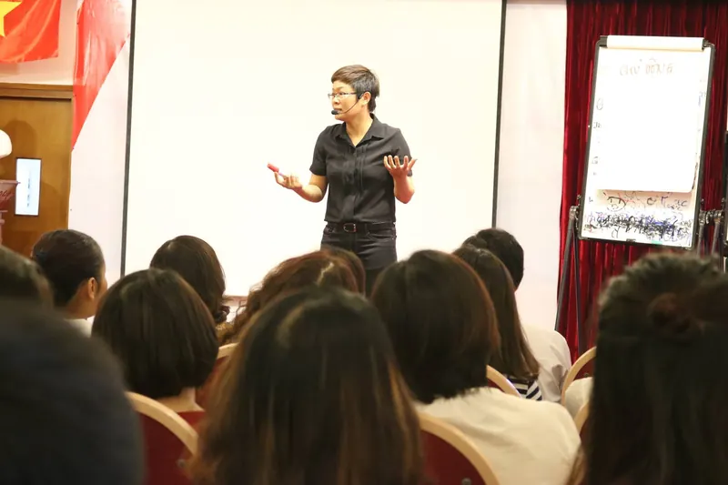 TS. Trần Khánh Ngọc